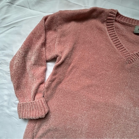 COMFY Pink Sweater - Oversized - Picture 3 of 7